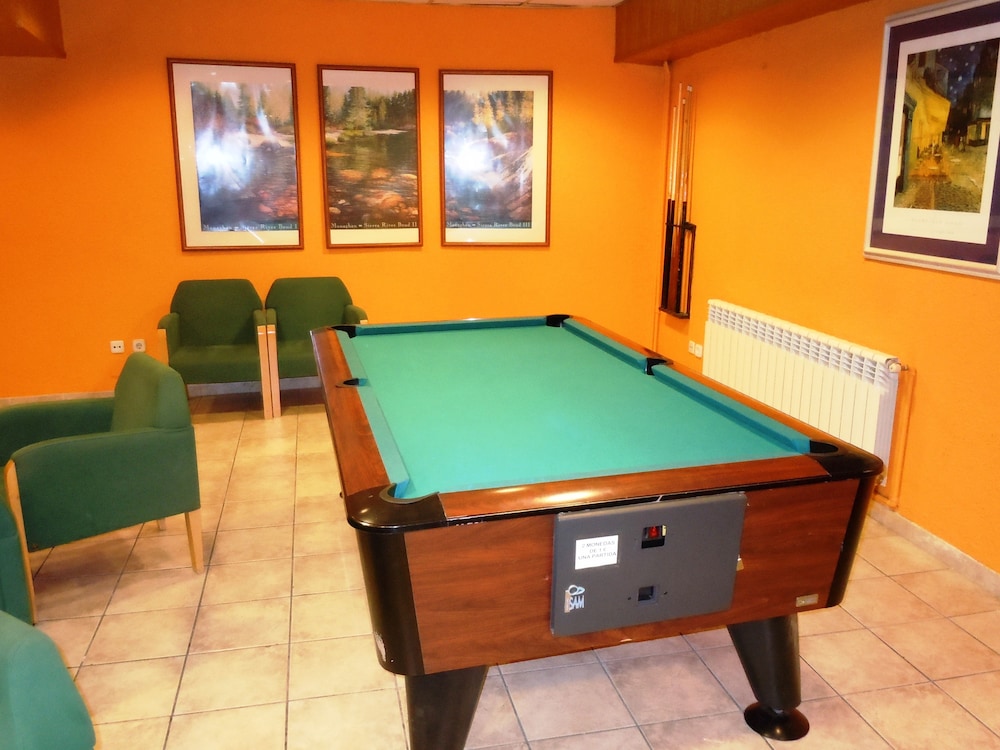 Hotel Urogallo (ex Husa) 6/46