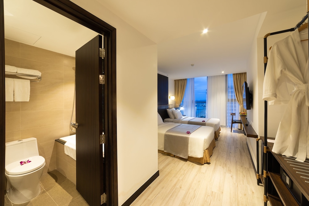 Majestic Premium Hotel 40/70