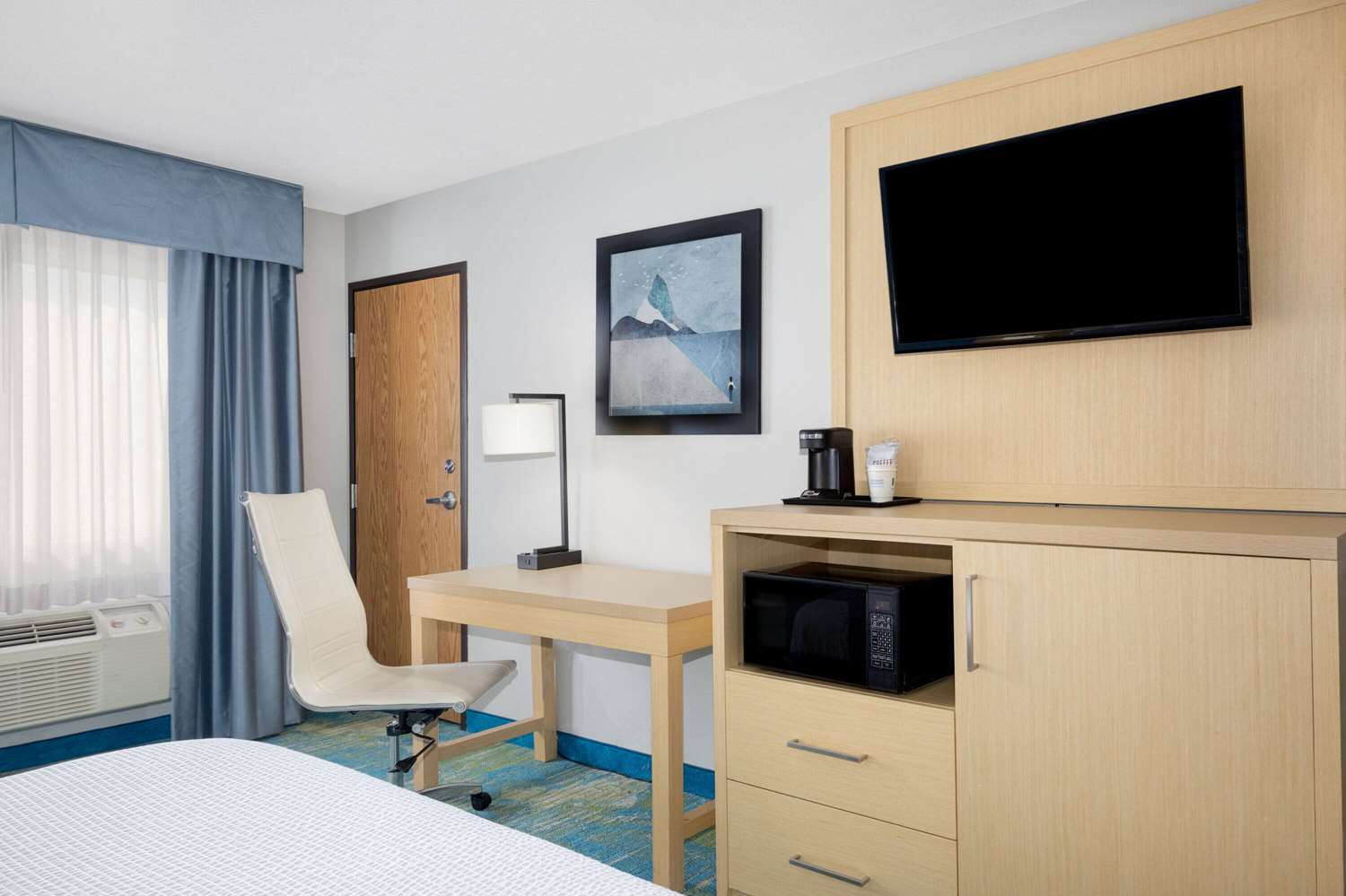 Days Inn By Wyndham Springville 18/44