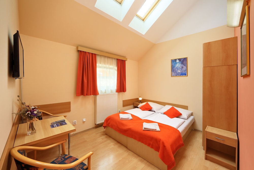 Hotel Golden City Garni 15/55