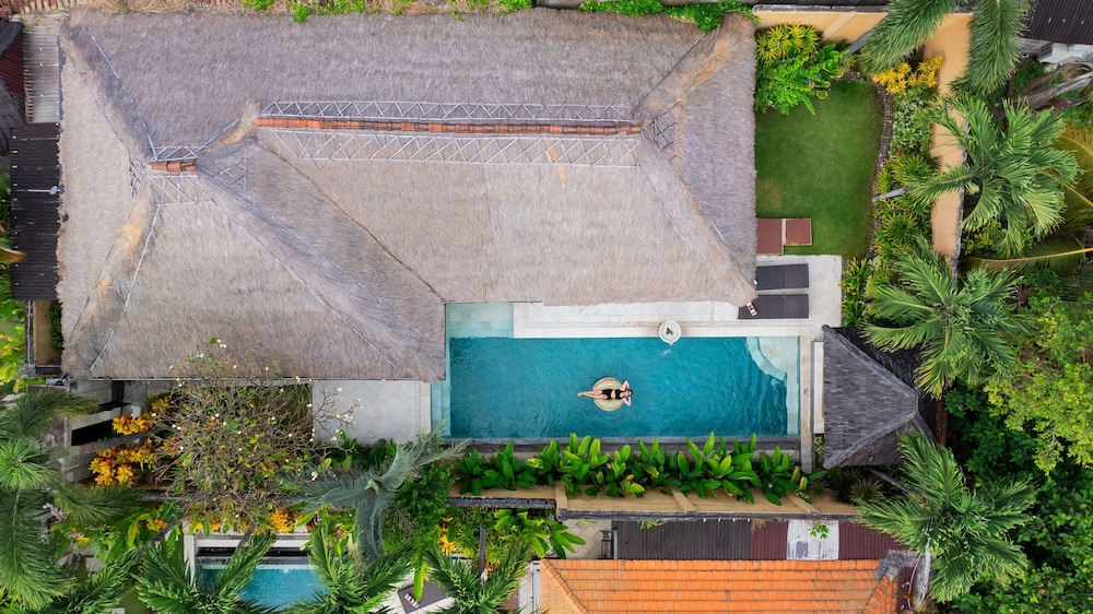 Maya Sayang Pool Villa 49/50