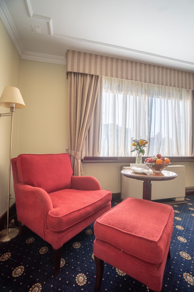 Sarova Stanley 27/50