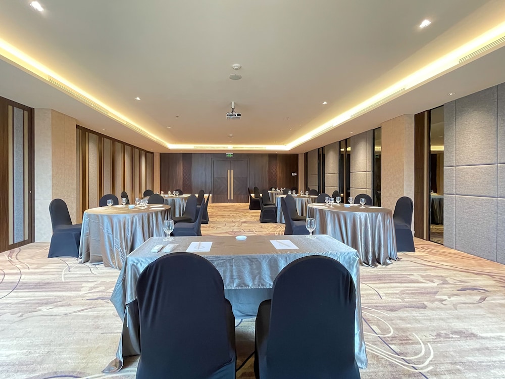 ARTOTEL Batam 32/41