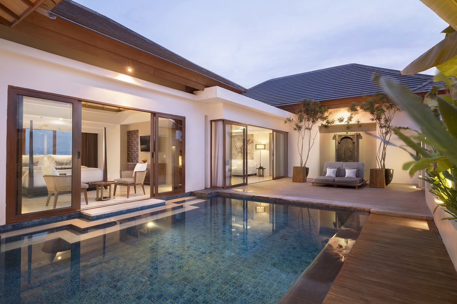 Royal Suites At The Bandha 14/25