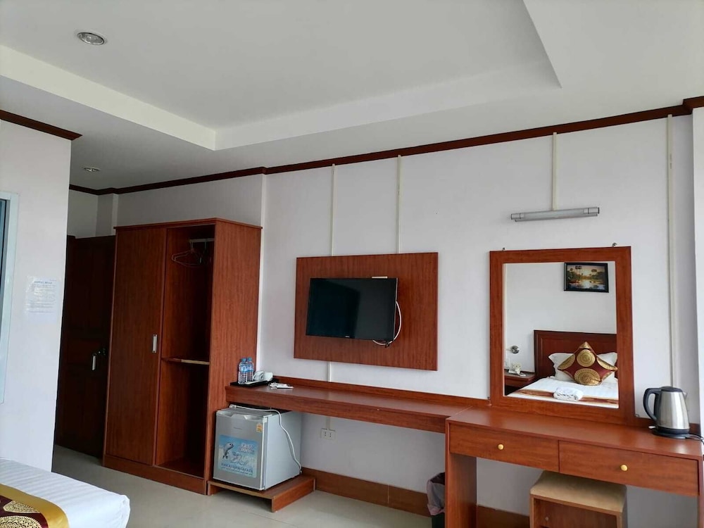 Vilayvong Hotel 35/50