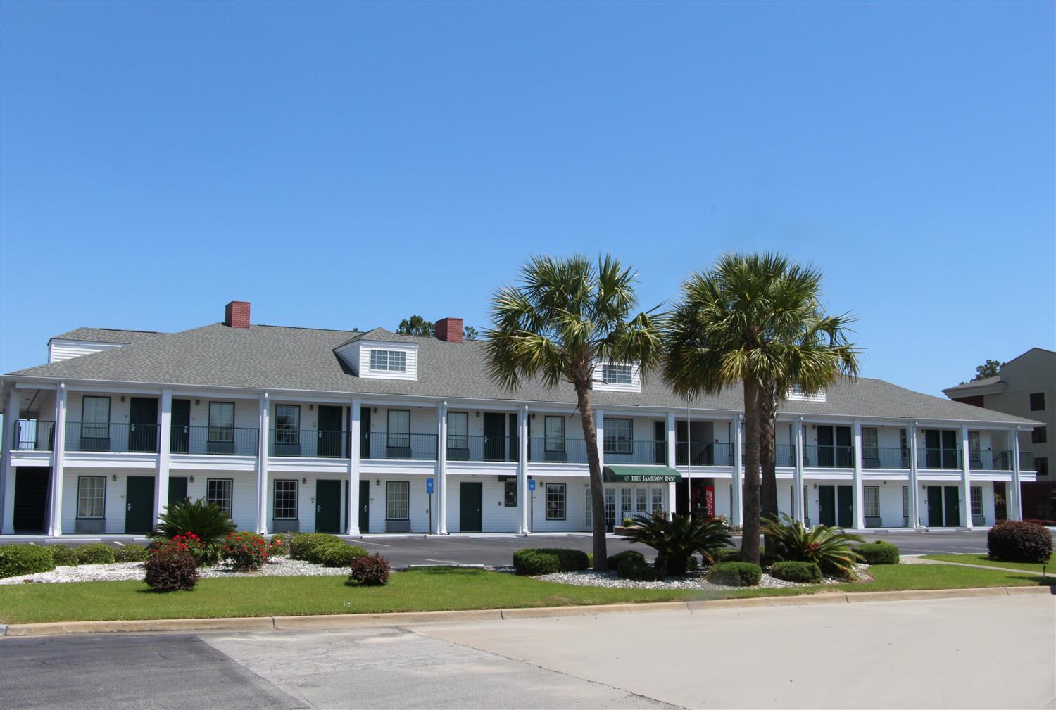 Jameson Inn - Douglas 1/9
