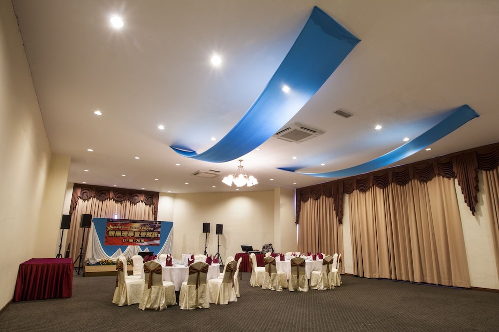 HOTEL TANJONG VISTA 23/25