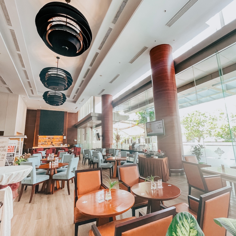 SWISS-BELINN SKA PEKANBARU 48/64