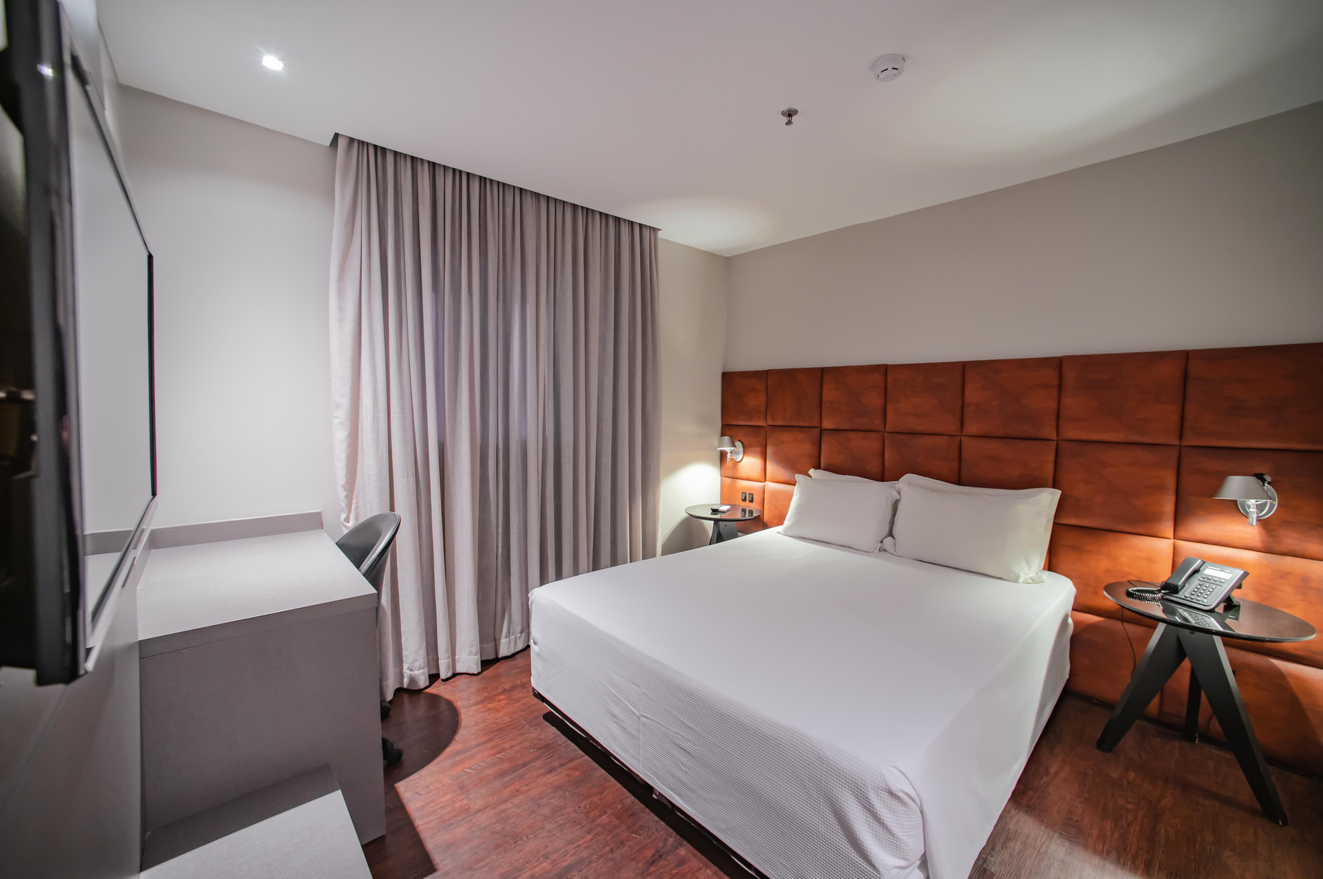 Room, Double Bed