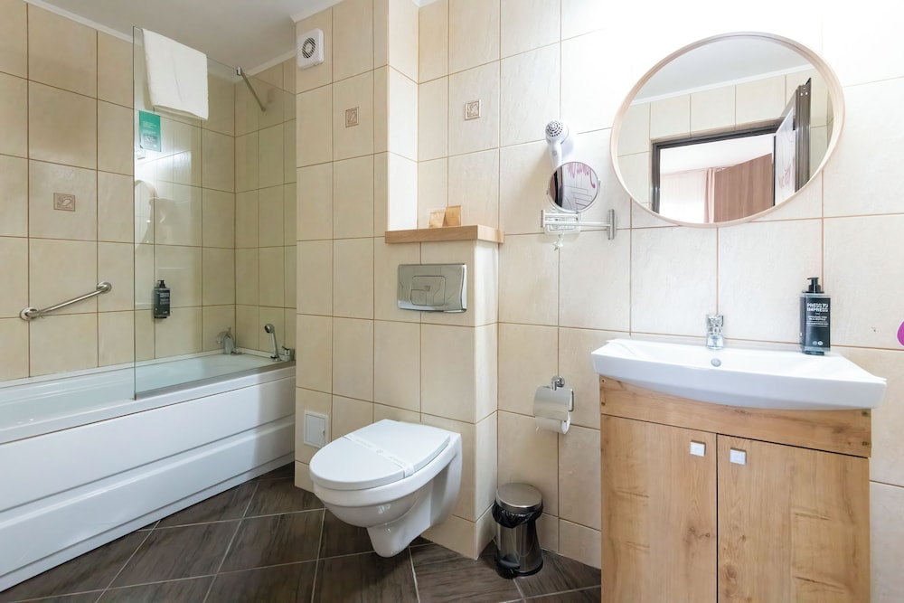 ibis Styles Venus 47/50