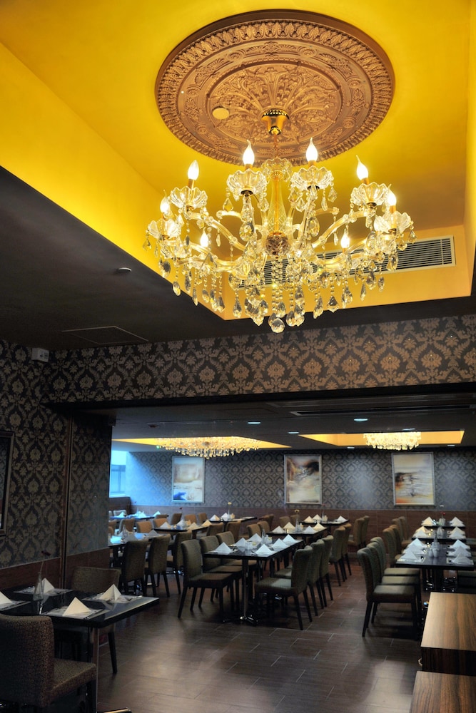 Ramada by Wyndham Hong Kong Grand 49/61