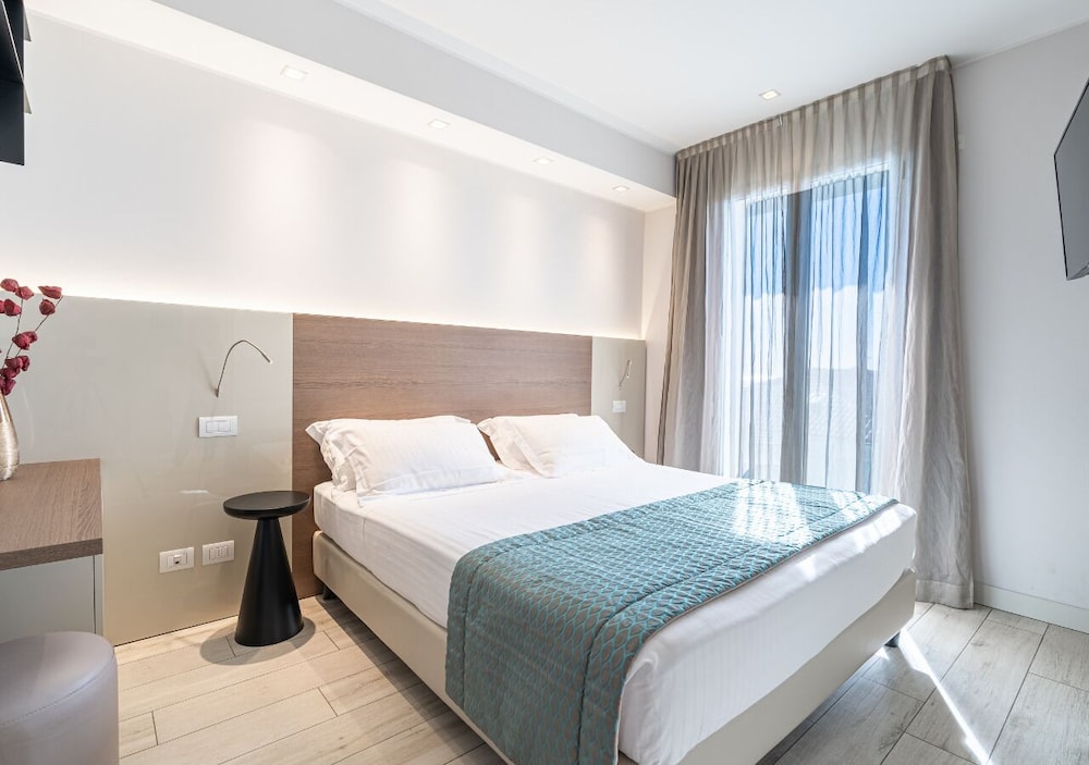 Hotel Savini 15/50