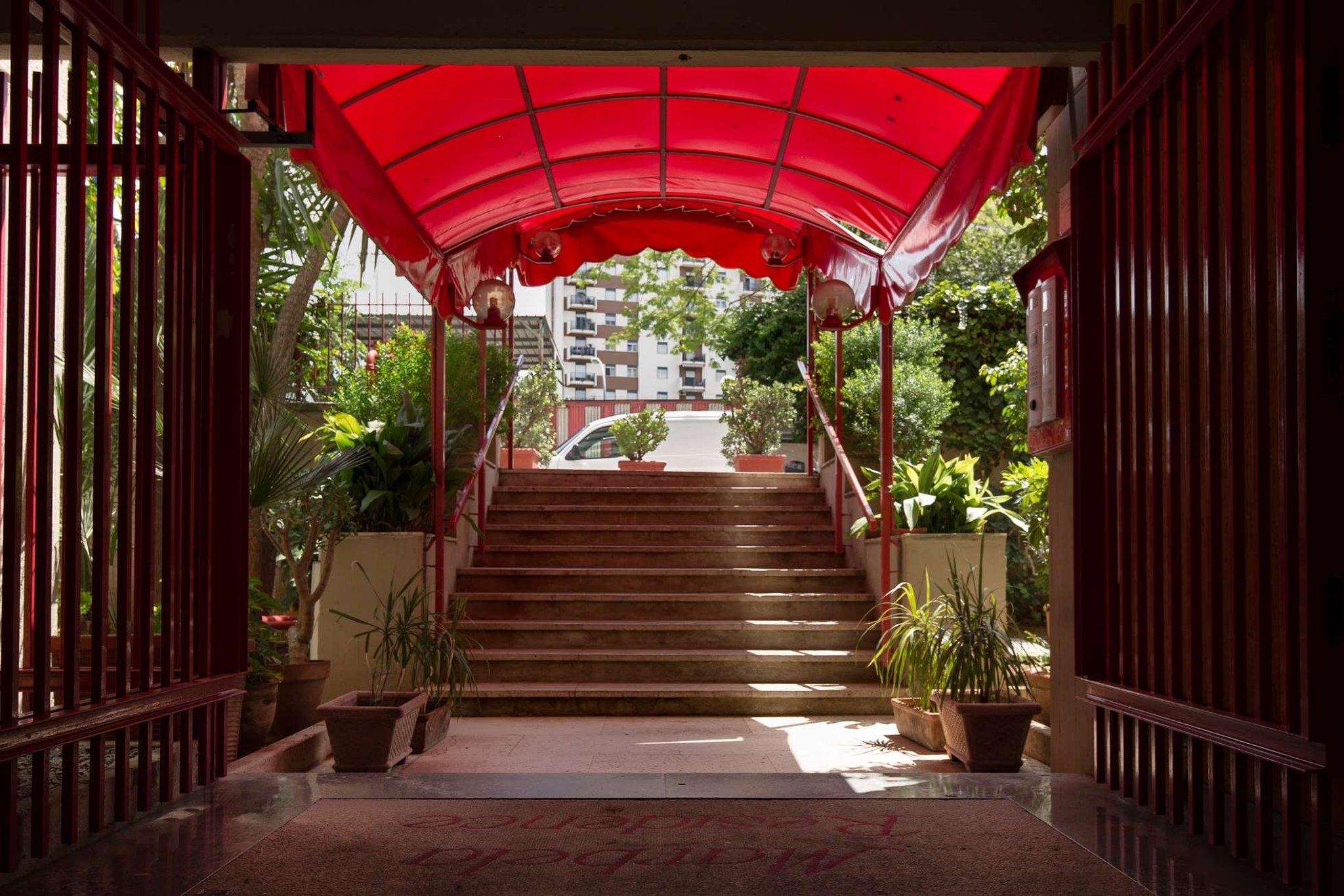 马贝拉公寓套房酒店(Marbela Residence) 图片1