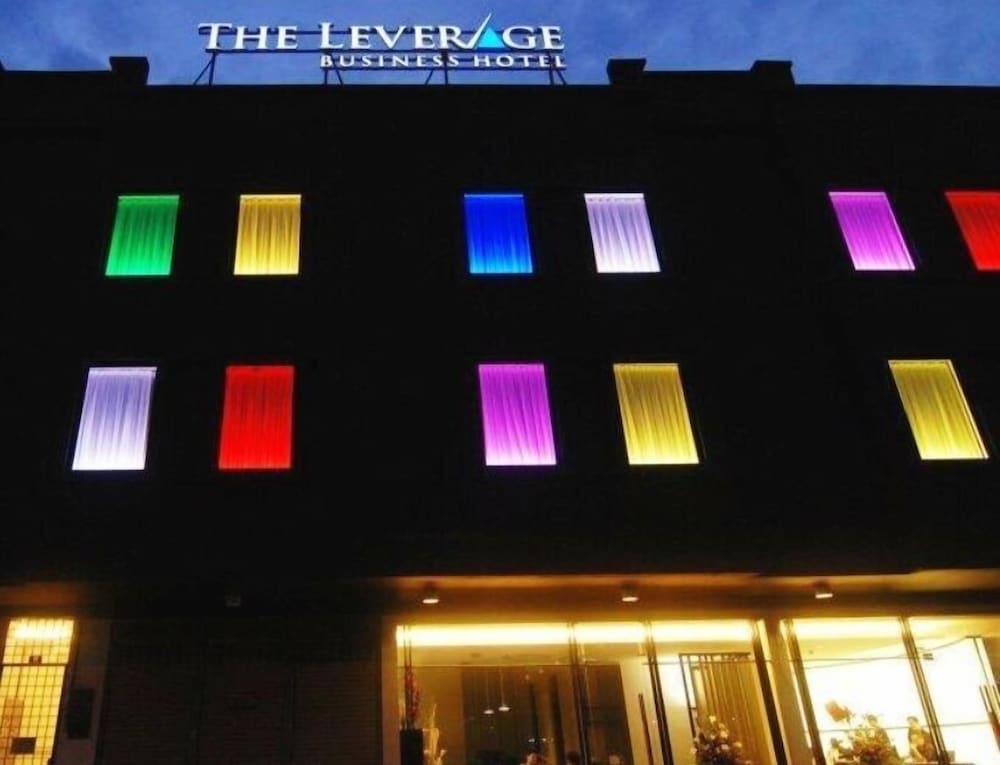 The Leverage Business Hotel Mergong 2/51