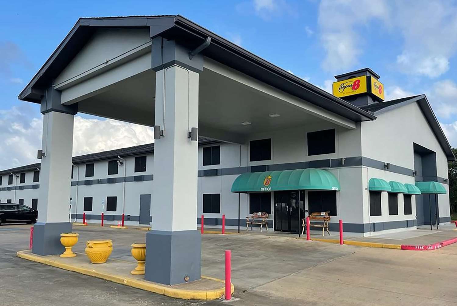 Super 8 by Wyndham League City 6/46