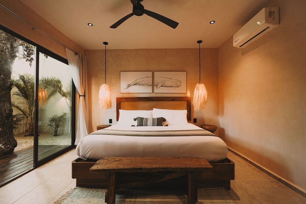 Premium, King Bed, Private Pool