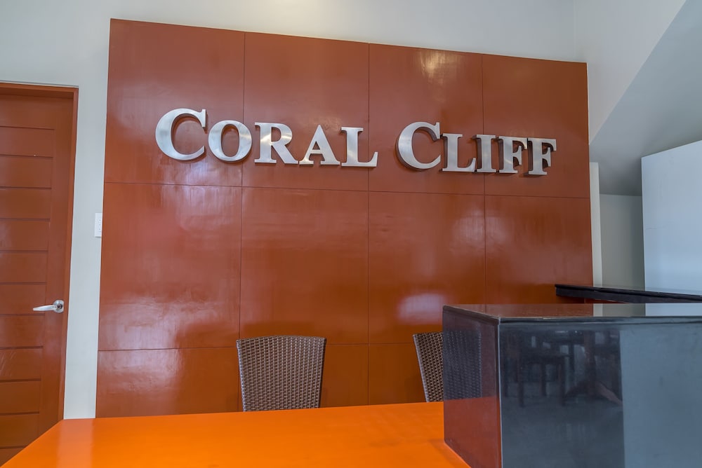 Coral Cliff Hotel 16/23
