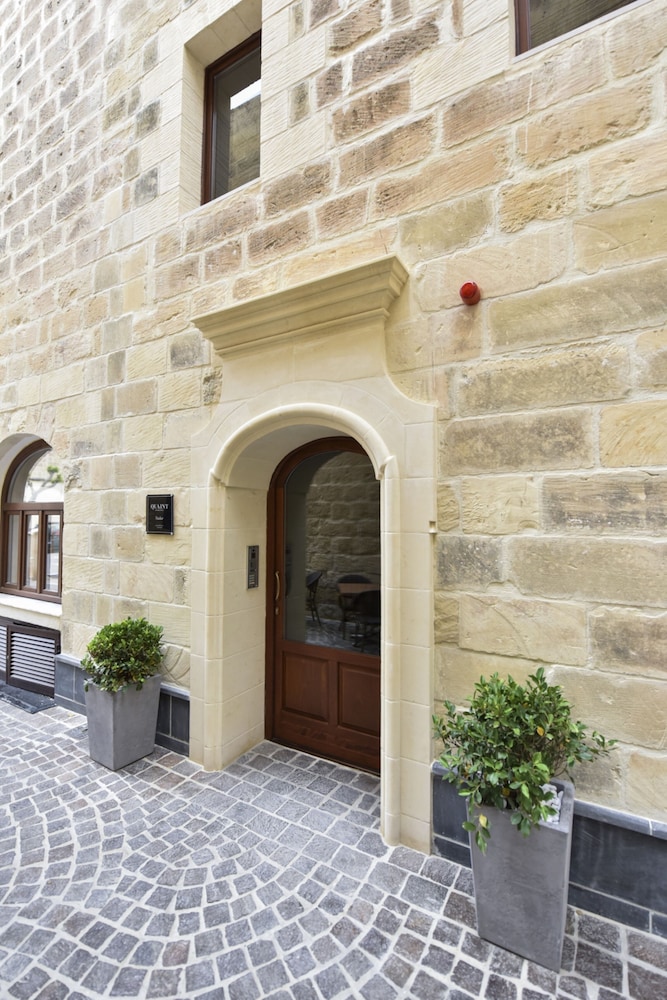 Quaint Boutique Hotel Nadur 4/77