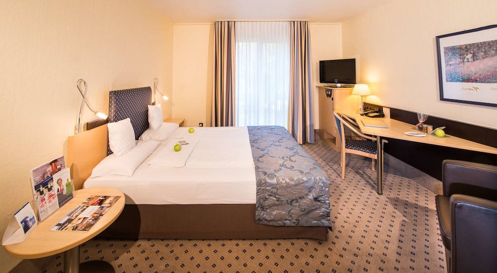 Holiday Inn - The Niu, Stream Monchengladbach 33/71