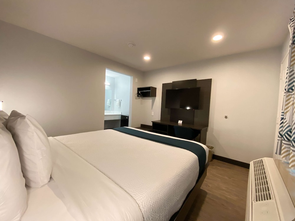 Motel6 Bellflower, CA - Los Angeles 36/65