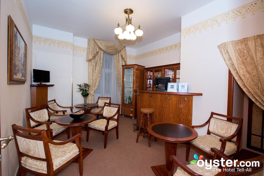 Amigo City Centre Hotel 42/62