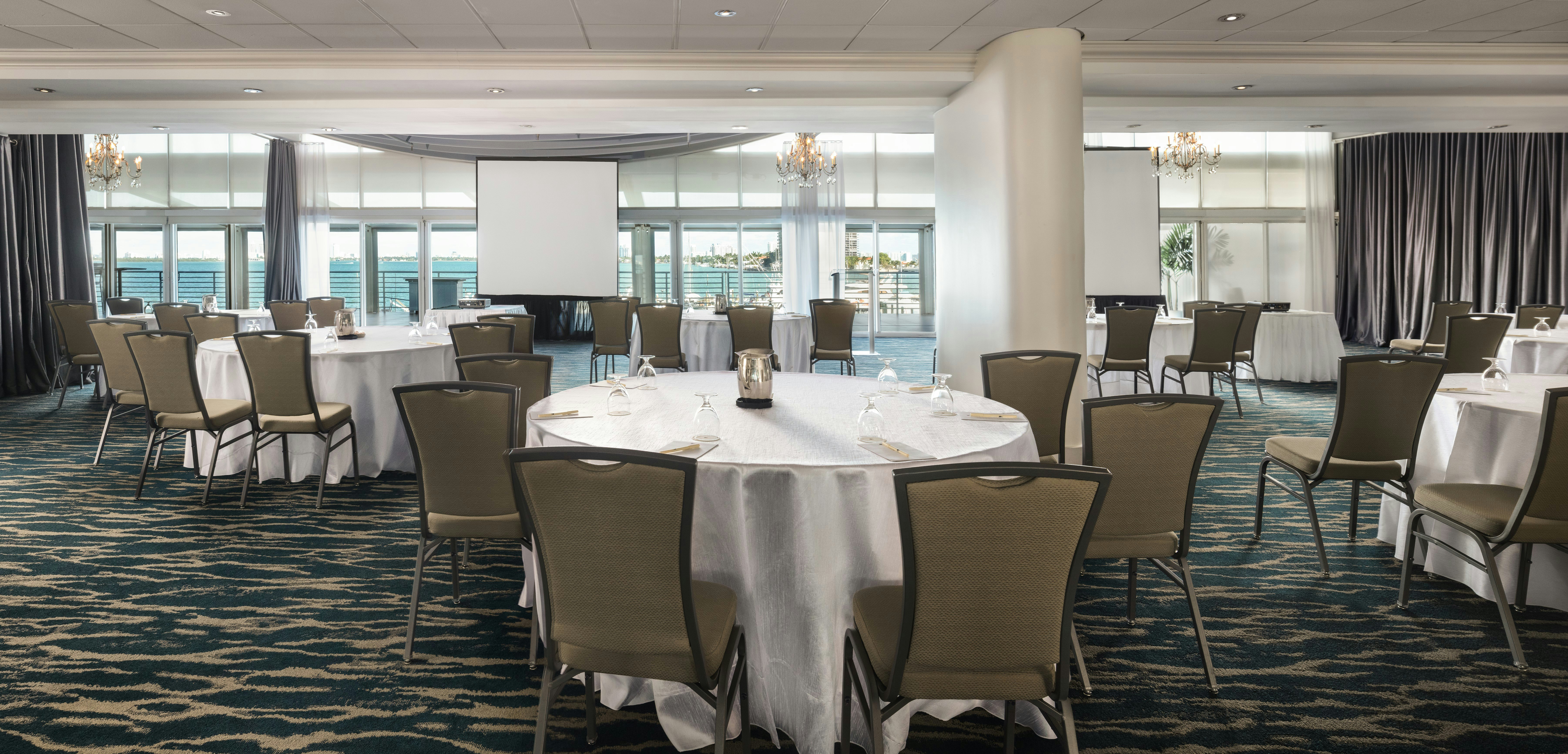 Doubletree By Hilton Grand Hotel Biscayne Bay 51/67