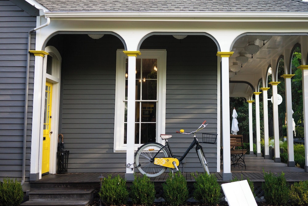 Brannan Cottage Inn 13/56