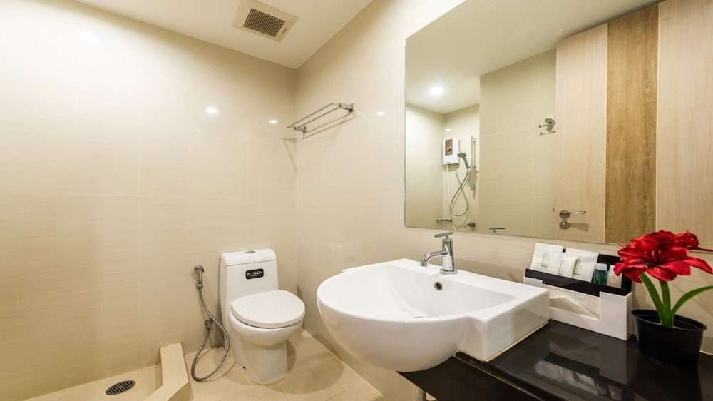 PAEVA LUXURY SERVICED RESIDENCE 46/48