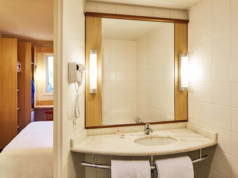 Ibis Sao Paulo Morumbi 21/75