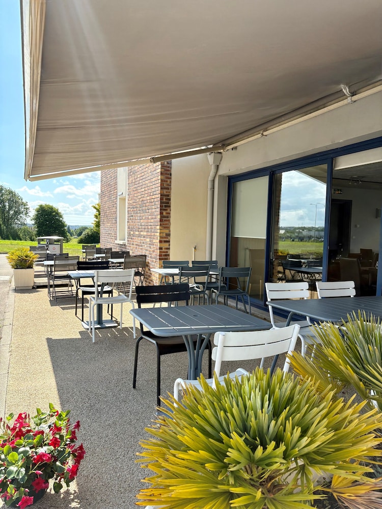 Brit Hotel Le Kerodet 5/65