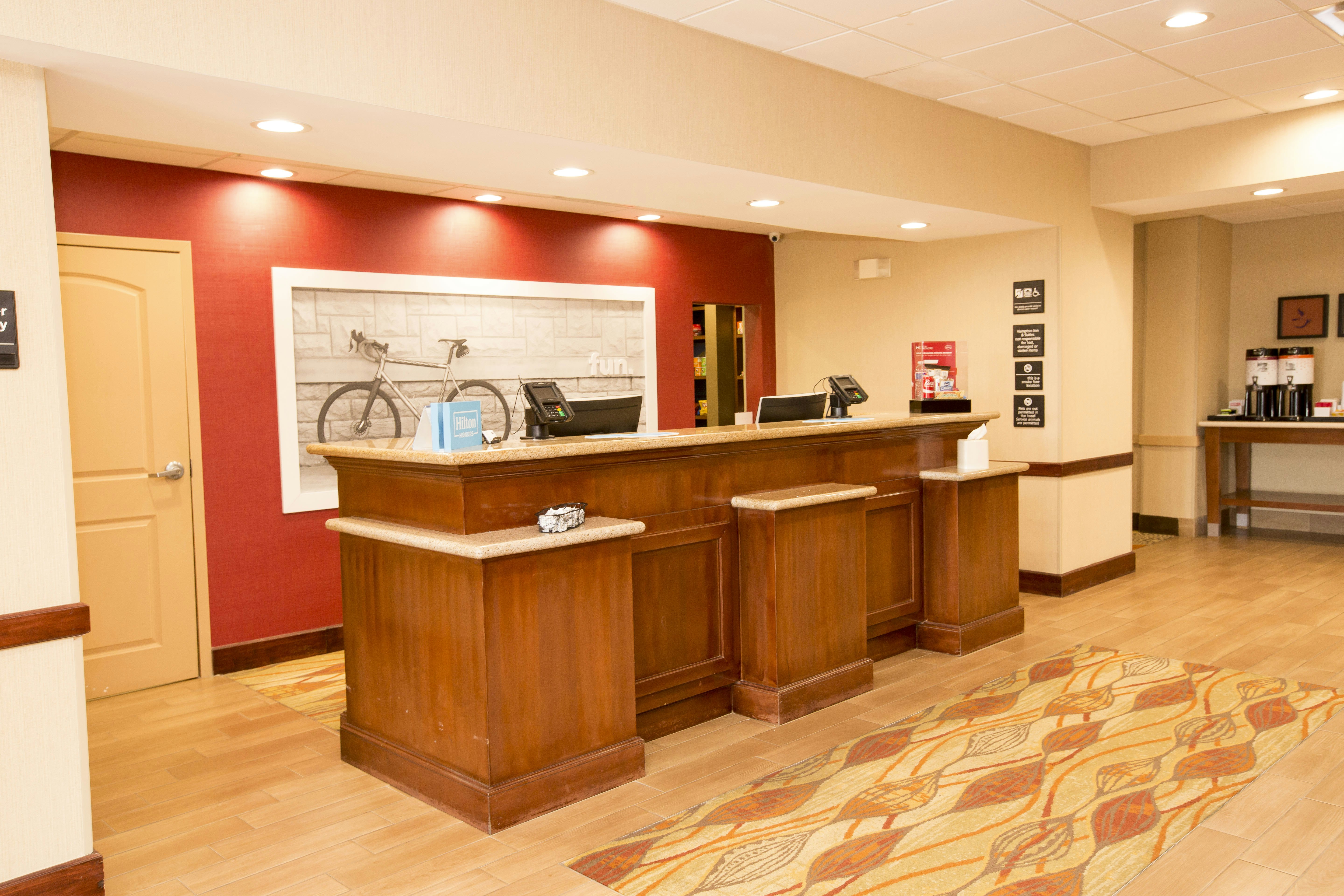 Hampton Inn and Suites Houston-Rosenberg 3/38