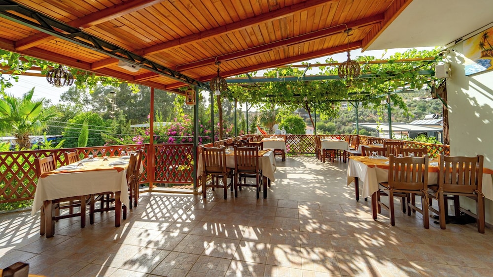 St. Nicholas Pension 26/50
