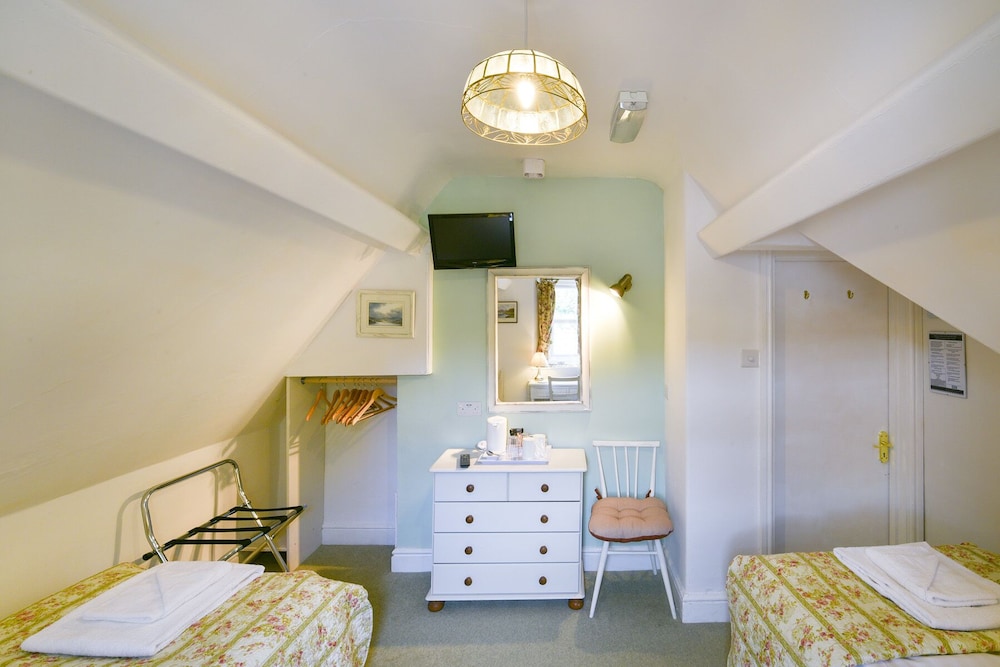 Garth Dderwen Victorian Guest House 22/48