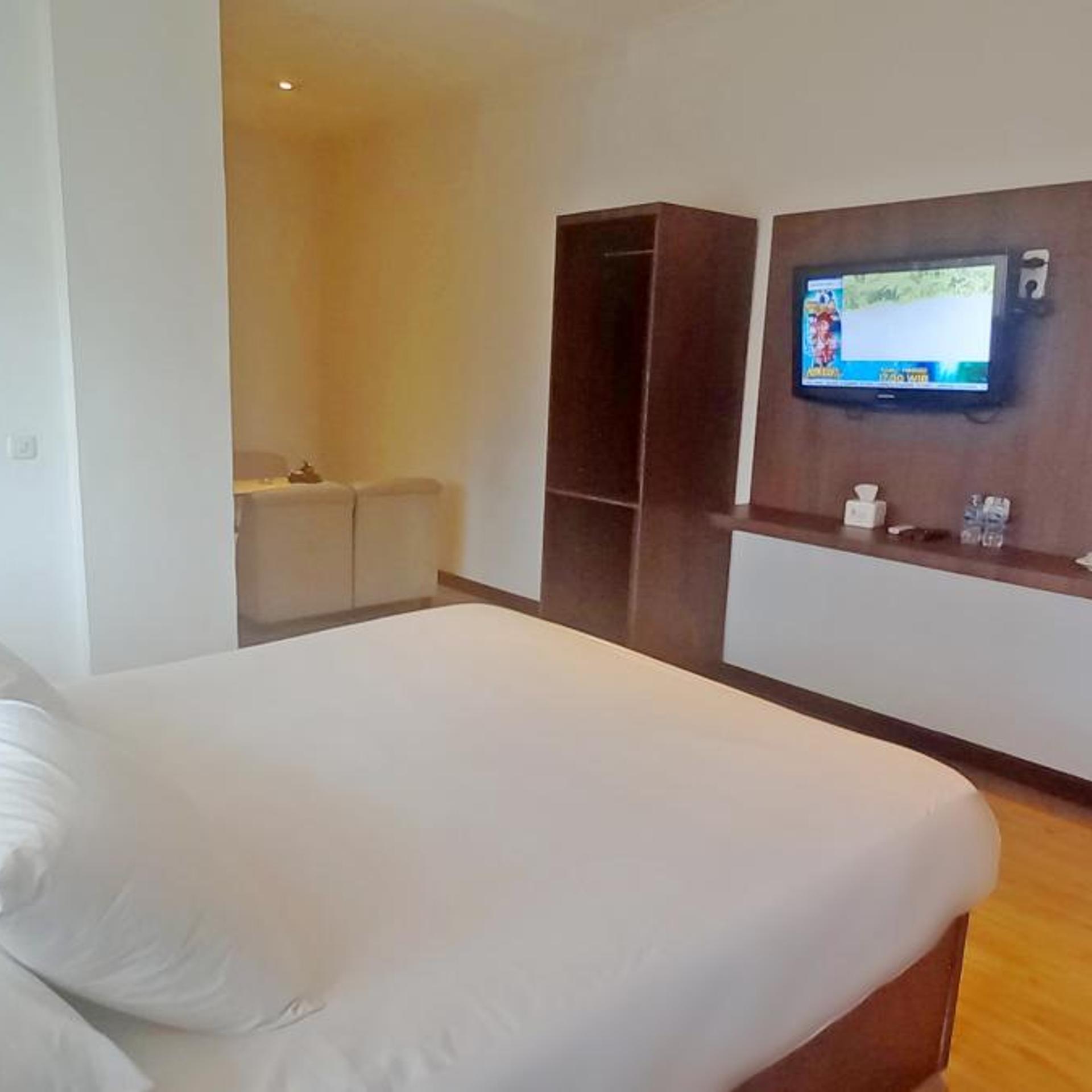 Hotel Aruni Ancol 10/50