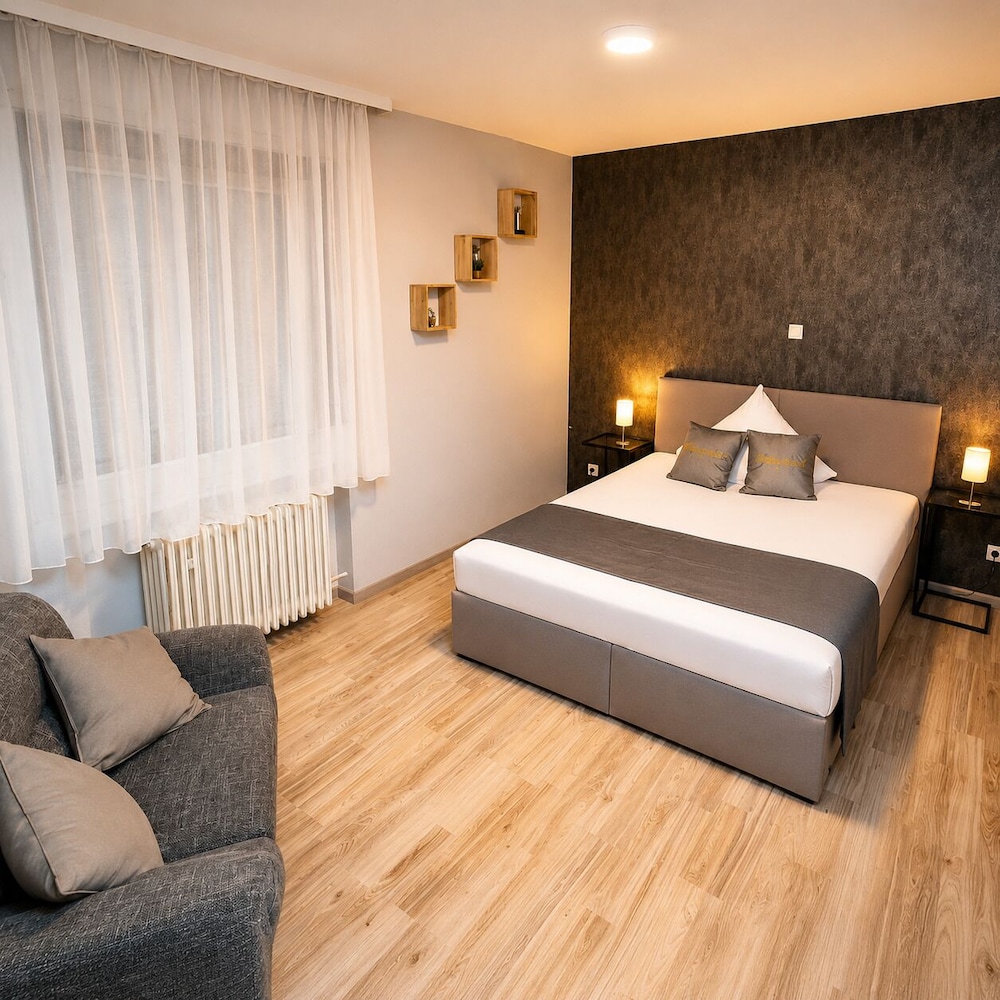 Parkhotel Lindenhof 17/40