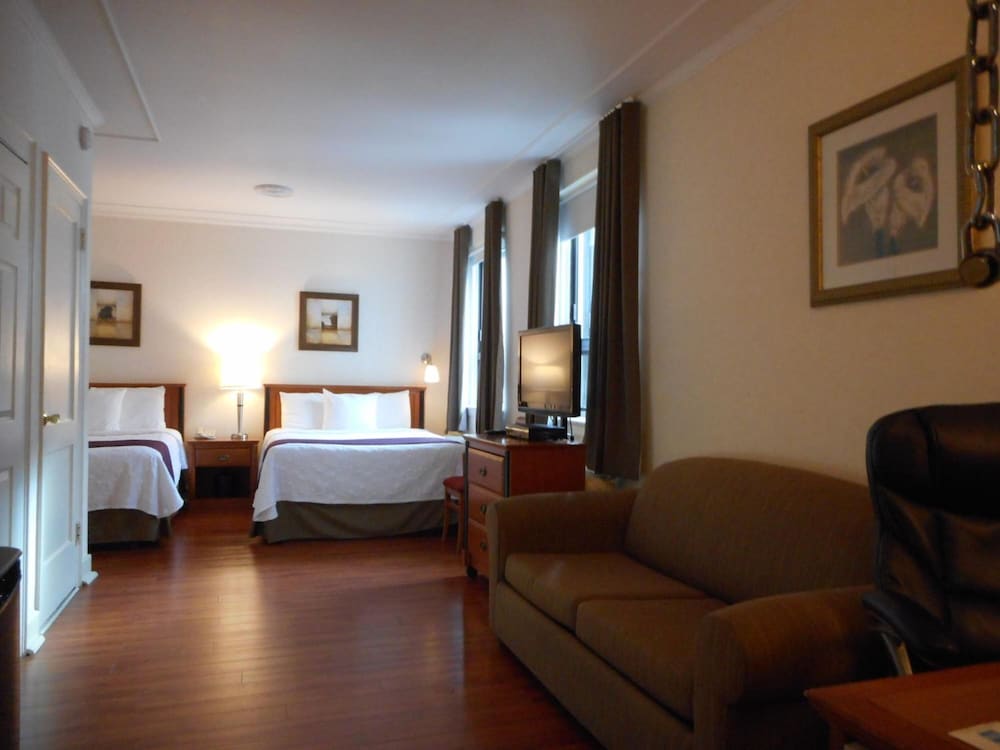 Hotel St Denis 13/29