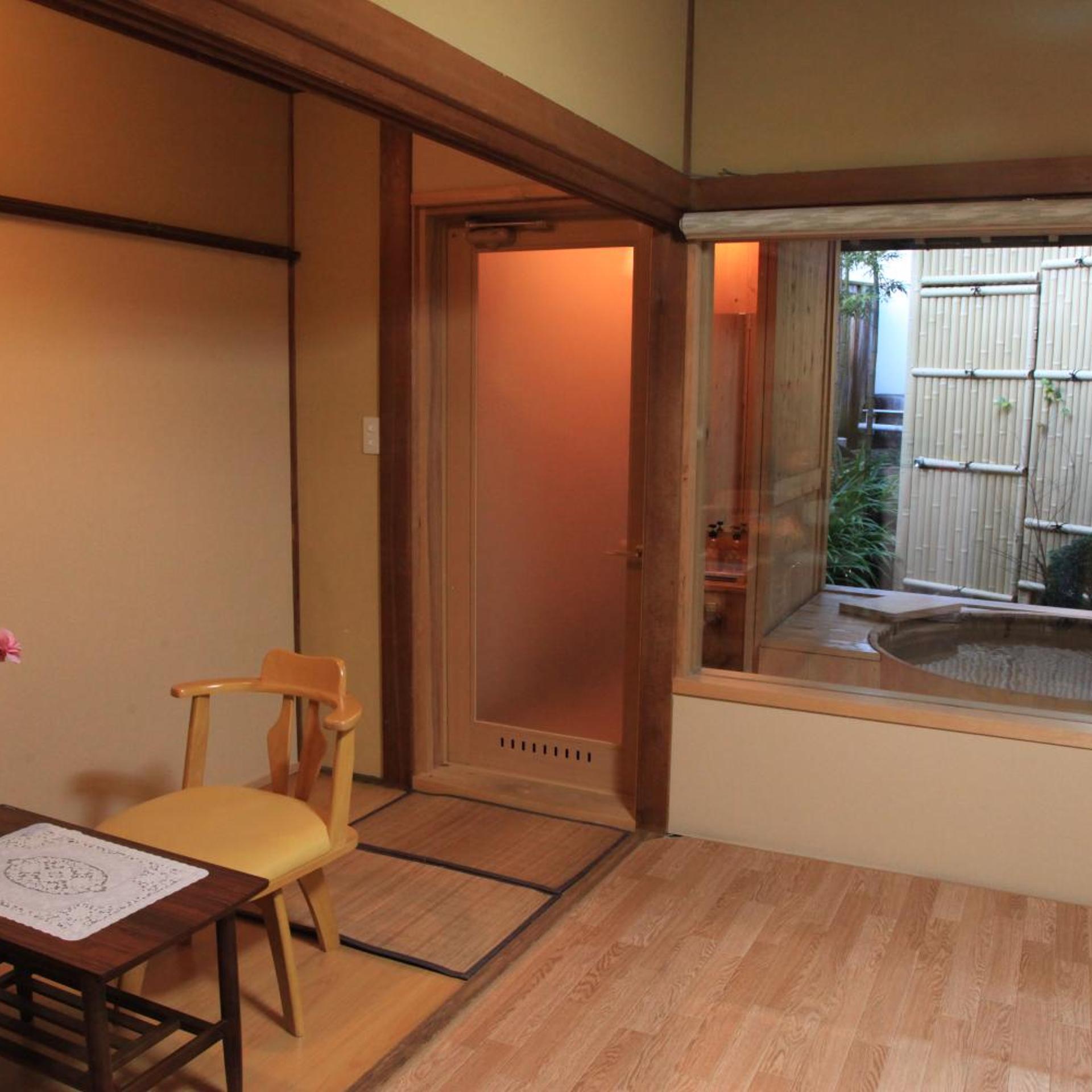 Hotel New Kotobuki 36/50