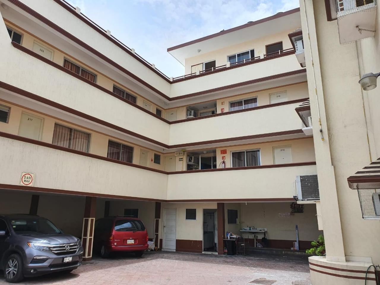 Hotel Atlantico 37/44