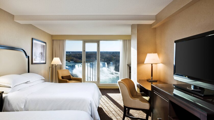 Premium, 2 Queen Beds, Falls View