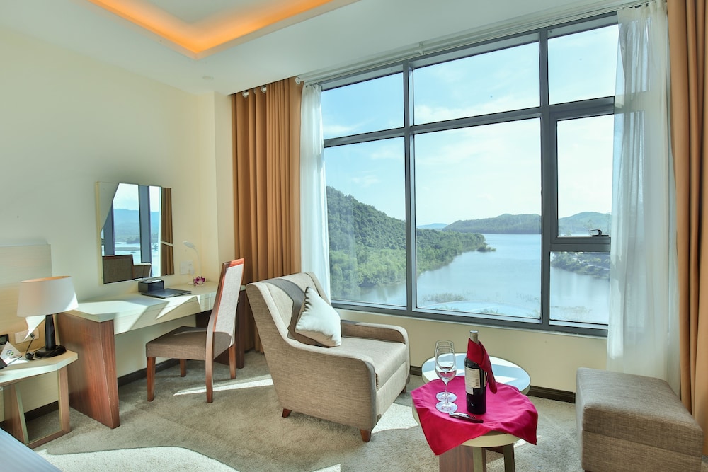 Muong Thanh Luxury Dien Lam Hotel 28/61