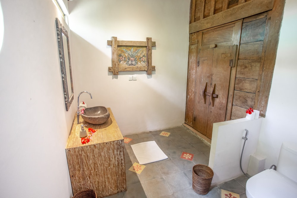 Swasti Eco Cottages 49/50