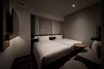Universal, Hollywood, Connecting, 4 Beds, Twin Beds