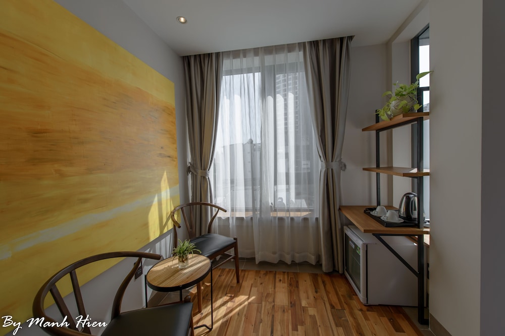 Mojzo Inn Boutique 33/50