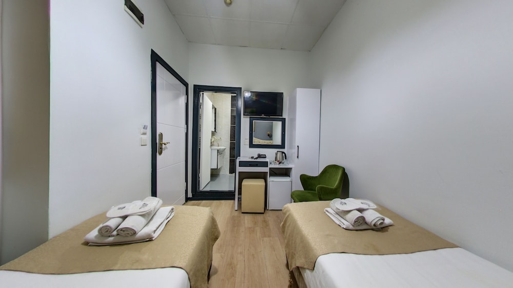 HOTEL MARA 38/62