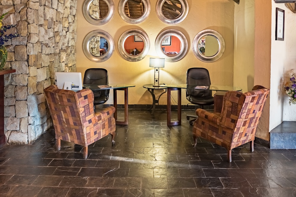 Shumba Valley Lodge 3/50