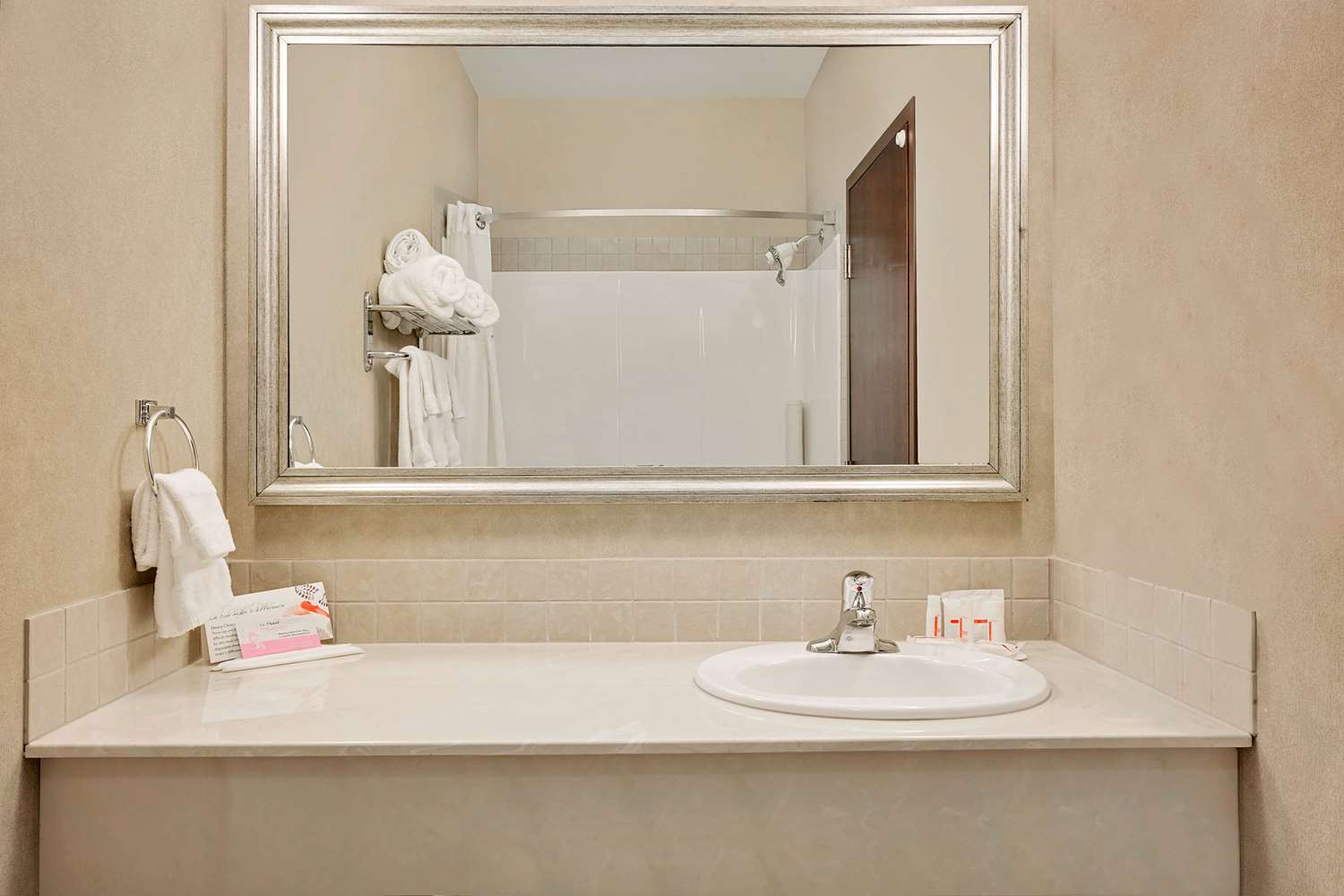 Ramada By Wyndham Stettler 13/13
