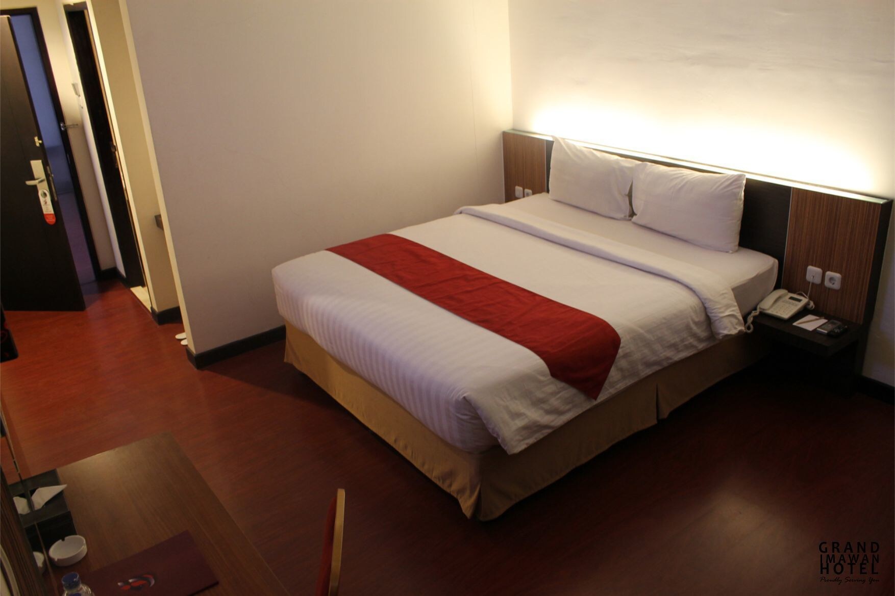DELUXE, SUITE