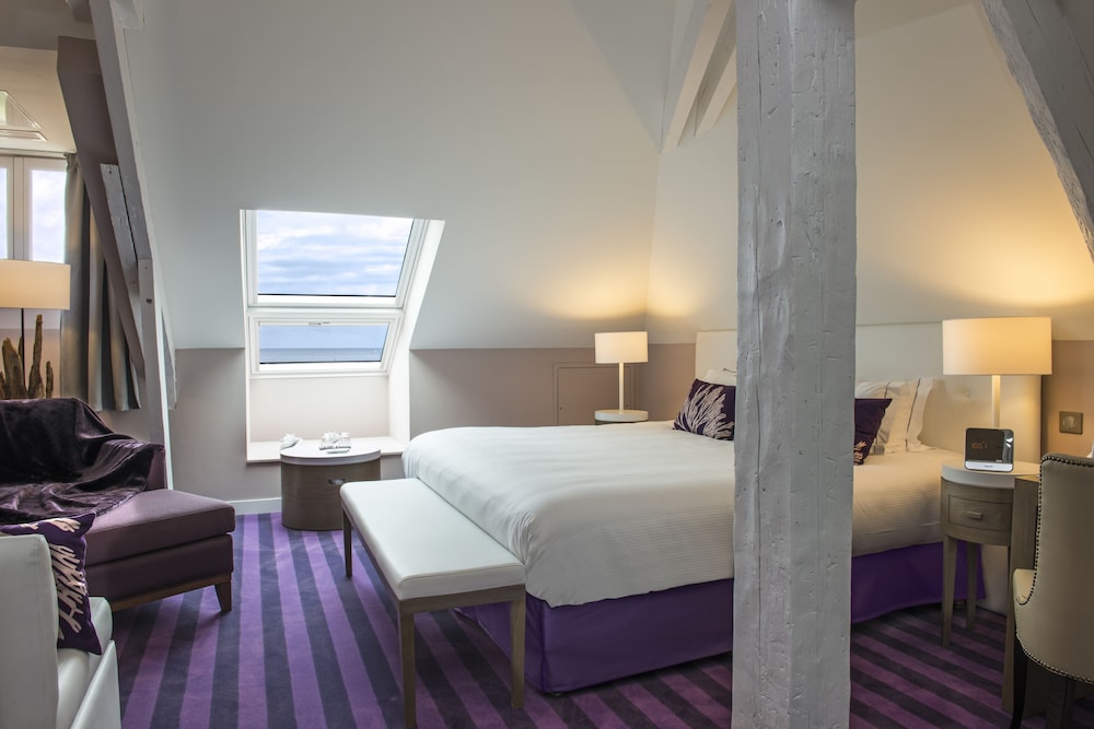 Relais Thalasso Baie De La Baule Chateau Des Tourelles 27/76