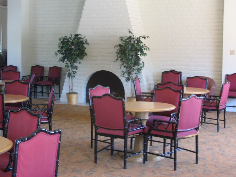 Heritage Inn Express Roseville 29/51