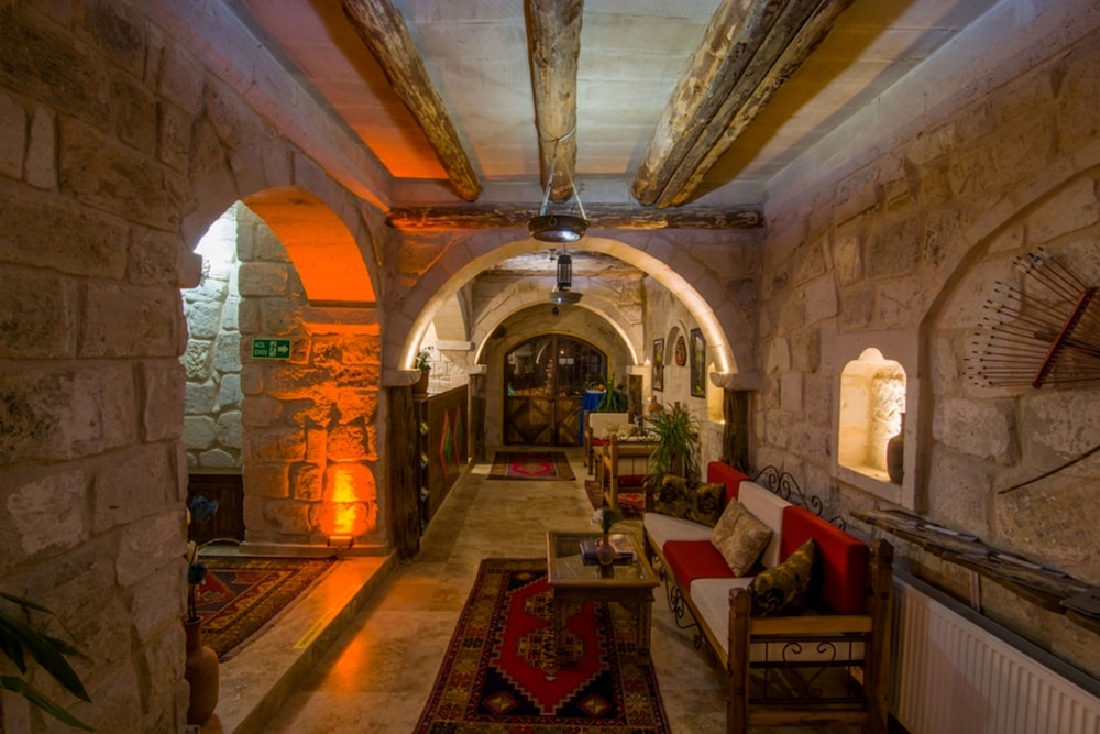 HISTORICAL GOREME HOUSE 31/65
